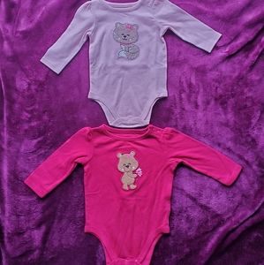 One set of 2 onesies